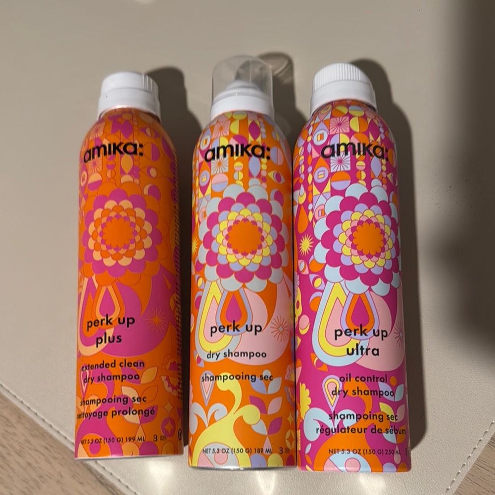 Amika Perk Up Plus Dry Shampoo - Orange and Pink